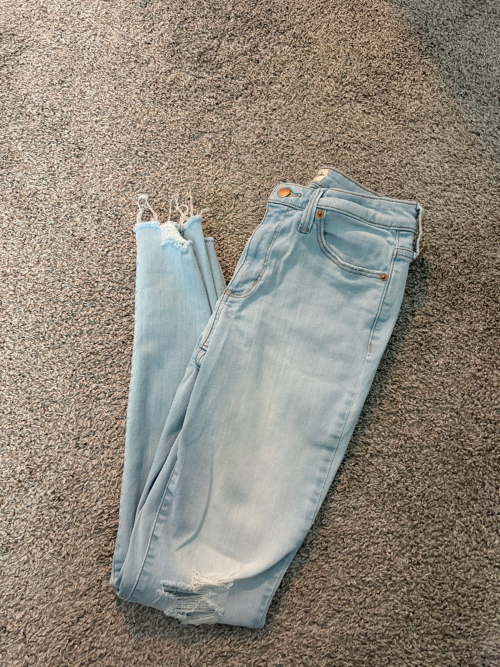 Universal Threads Target Skinny Jeans White Blue Washed Ripped Size 4/27 EUC